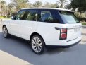 White Land Rover Range Rover Vogue SE 2018 for rent in Dubai 8